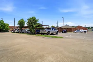 Dallas, TX 75217