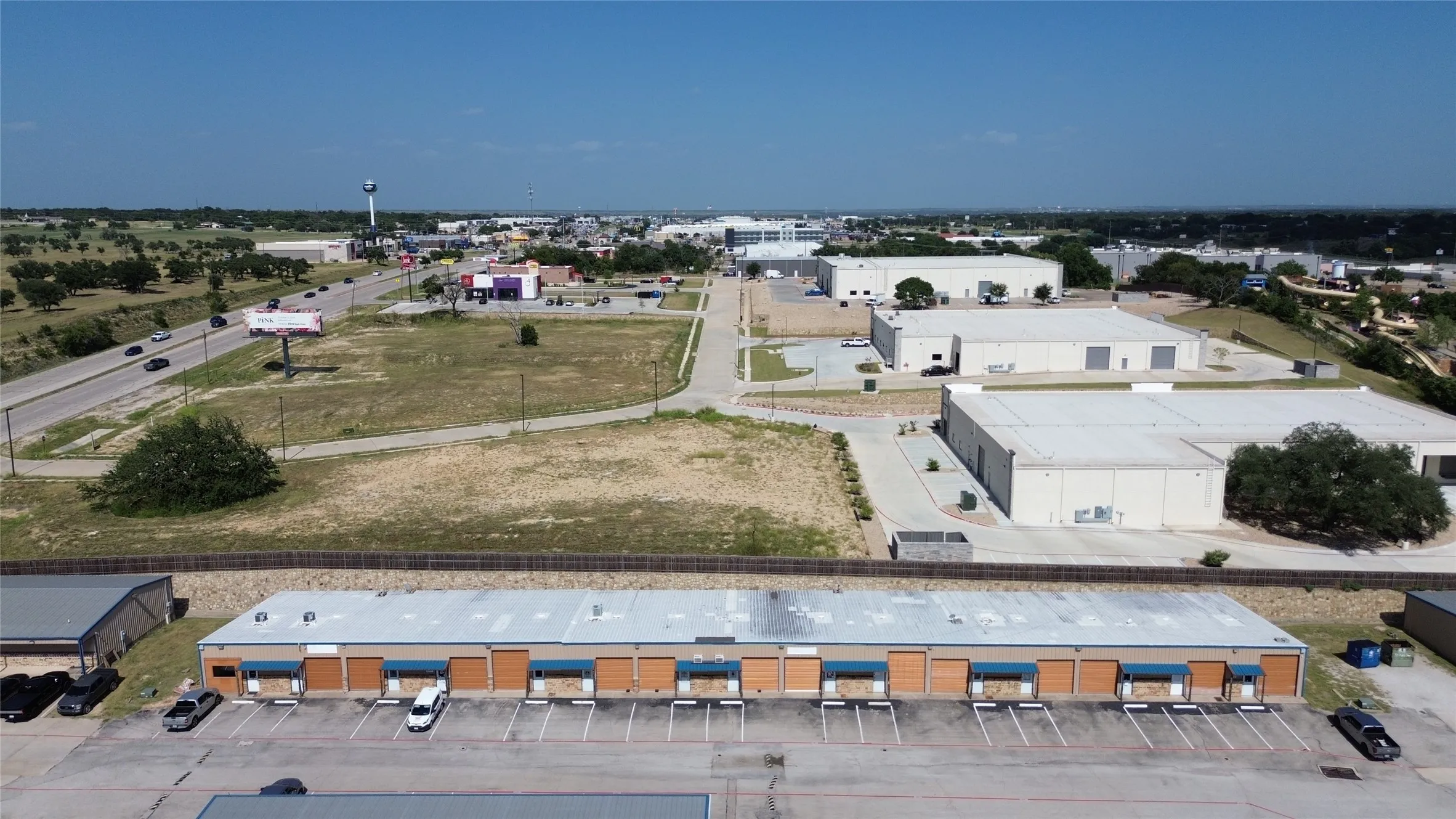 Hudson Oaks, TX 76087