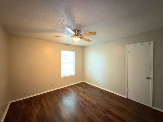 Denton, TX 76201