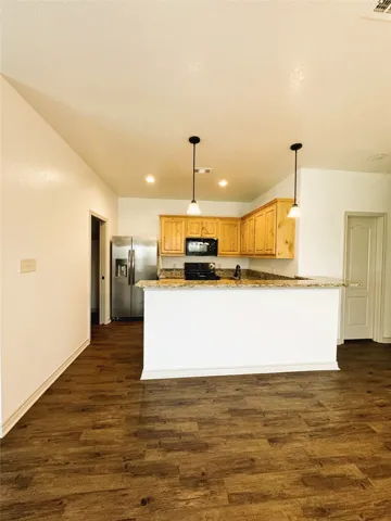 Mabank, TX 75143