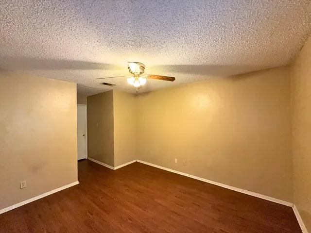 Denton, TX 76201