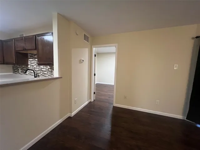 Dallas, TX 75252