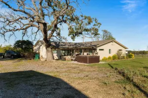 Aubrey, TX 76227