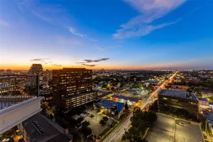 Dallas, TX 75219