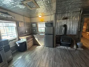 Mingus, TX 76463