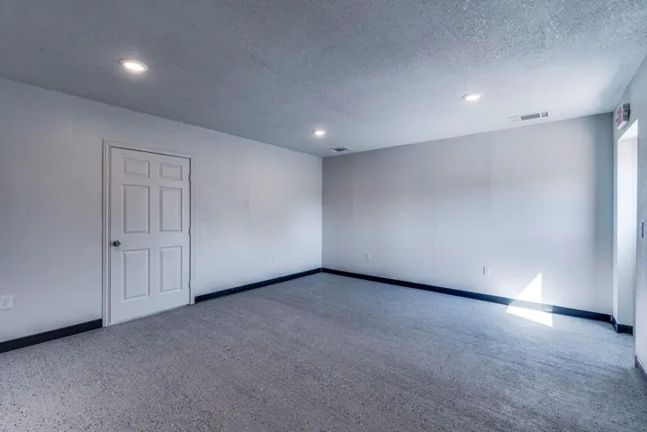 Waxahachie, TX 75165