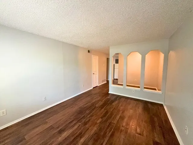 Denton, TX 76201