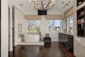 Bartonville, TX 76226