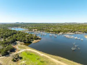 Gatesville, TX 76528
