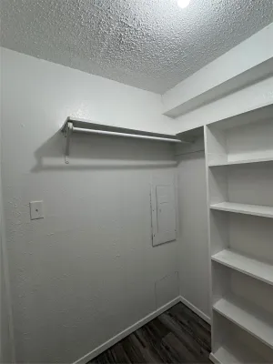 Irving, TX 75061