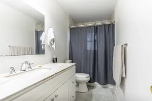 Alvarado, TX 76009