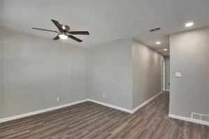 Grand Prairie, TX 75051
