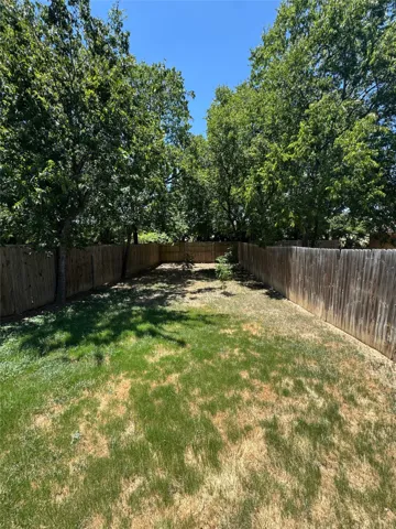 Fort Worth, TX 76105