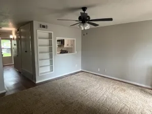 Cleburne, TX 76033