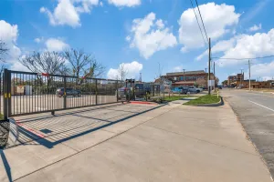 Waxahachie, TX 75165