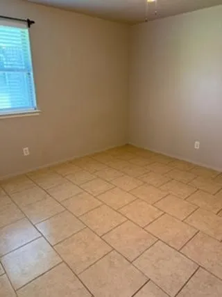 Granbury, TX 76048