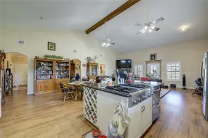Whitesboro, TX 76273