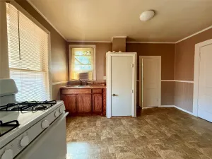Fort Worth, TX 76105