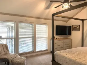 Alvarado, TX 76009