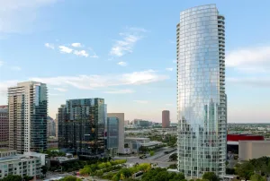 Dallas, TX 75201