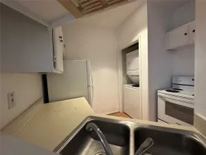 Dallas, TX 75206