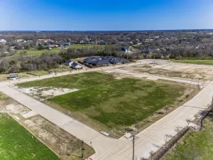 Waxahachie, TX 75165