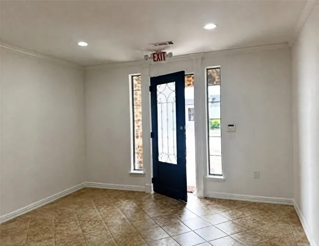 Crowley, TX 76036