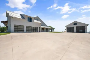 Kerens, TX 75144