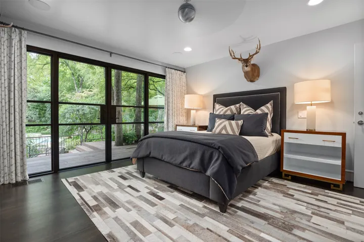 Westover Hills, TX 76107