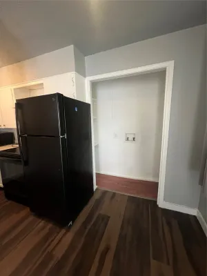 Dallas, TX 75206