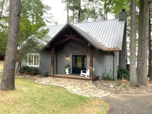 Mount Vernon, TX 75457