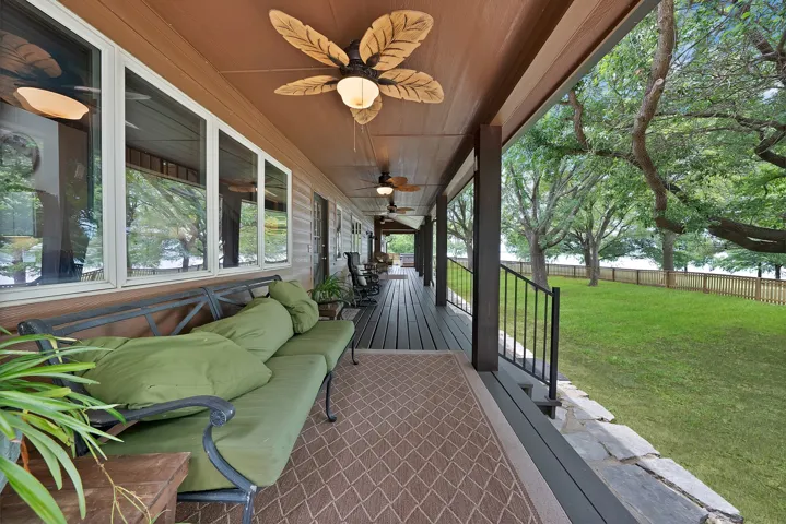 Kerens, TX 75144