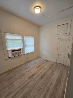Fort Worth, TX 76104