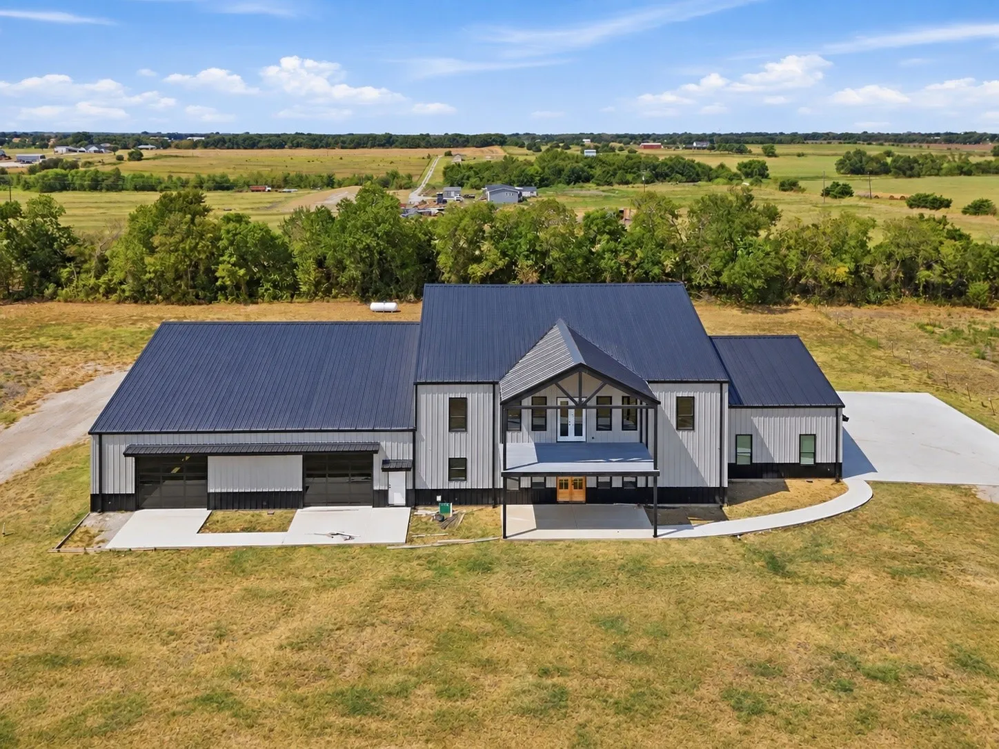 Leonard, TX 75452