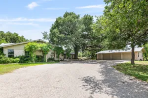 Spicewood, TX 78669