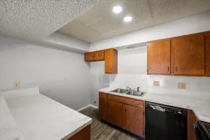 Euless, TX 76039
