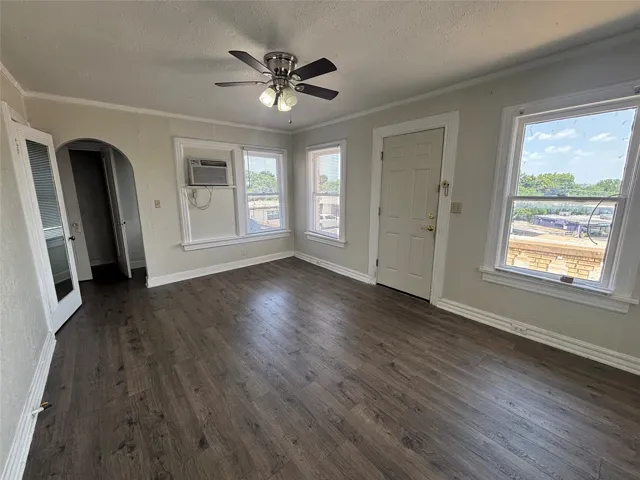 Fort Worth, TX 76107