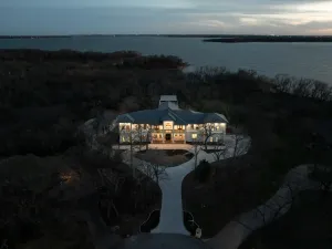 Oak Point, TX 75068