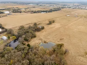 Whitesboro, TX 76273