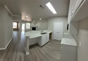 Euless, TX 76039