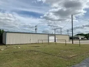 Trenton, TX 75490
