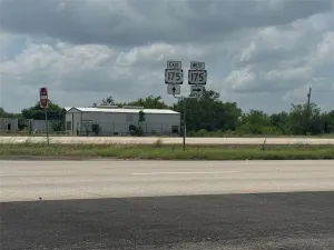 Kaufman, TX 75142