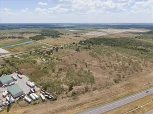 Terrell, TX 75160