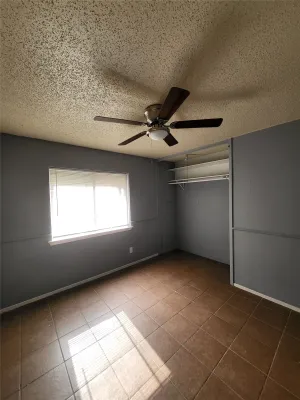 Grand Prairie, TX 75052