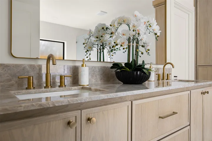 Highland Park, TX 75205