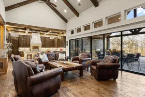 Paradise, TX 76073
