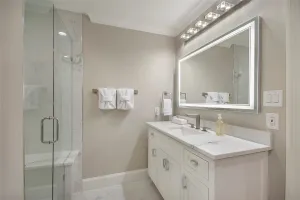 Highland Park, TX 75205