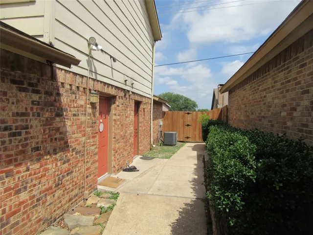 Dallas, TX 75243