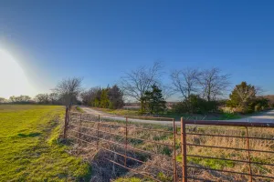 Point, TX 75472
