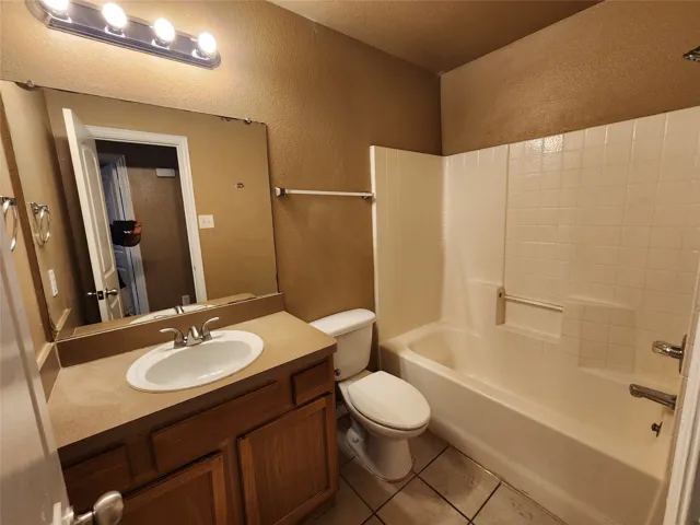 Fort Worth, TX 76111
